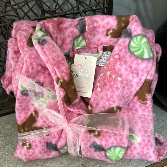 Jolie Other - NWT Christmas Robe